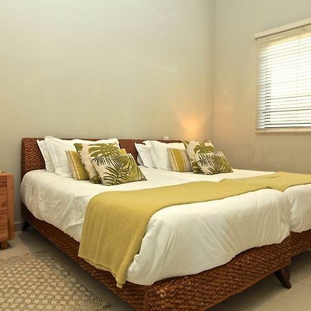 Belle Crique B1 Apartment Tamarin Bagian luar foto